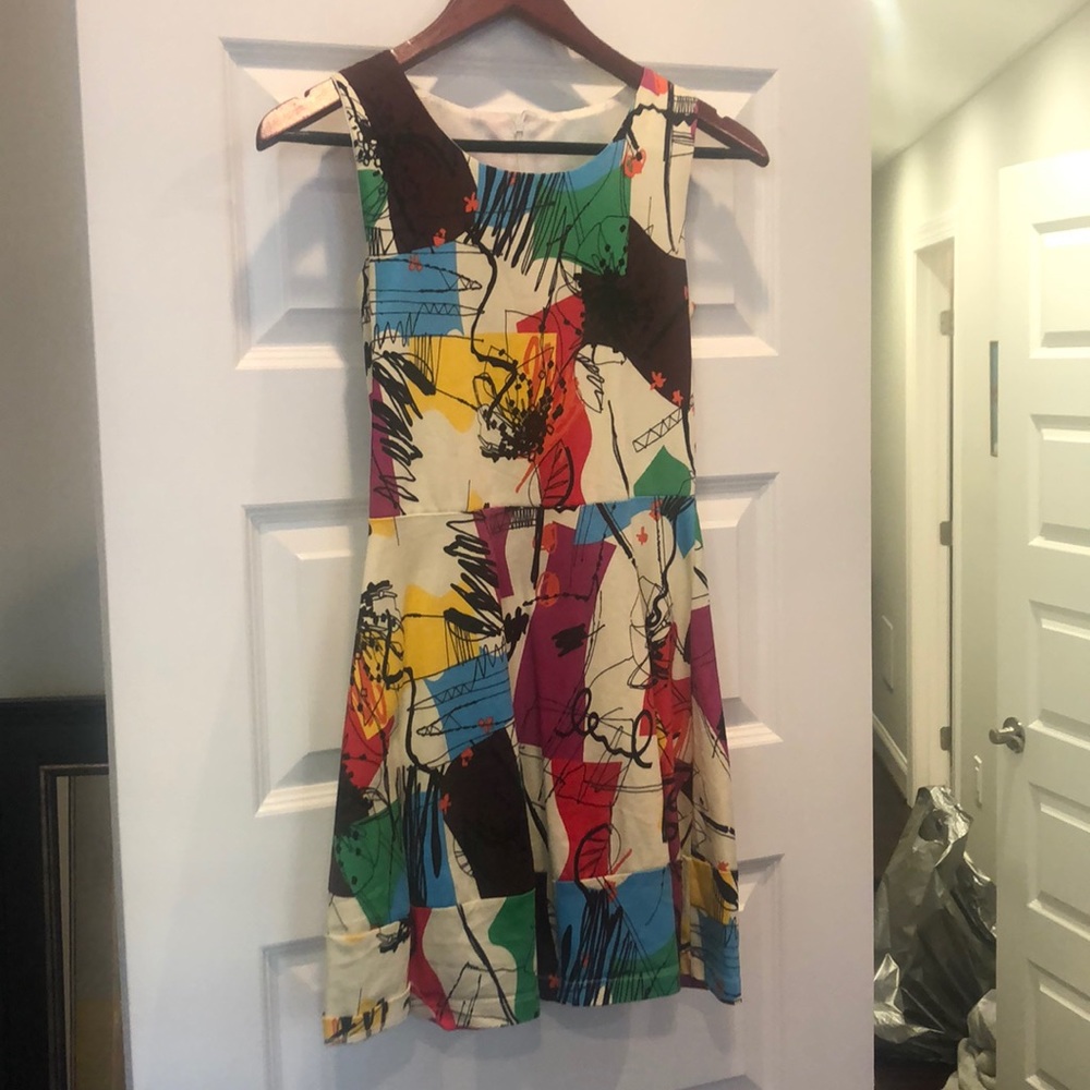 Super cute graphic dress. No tags size small.